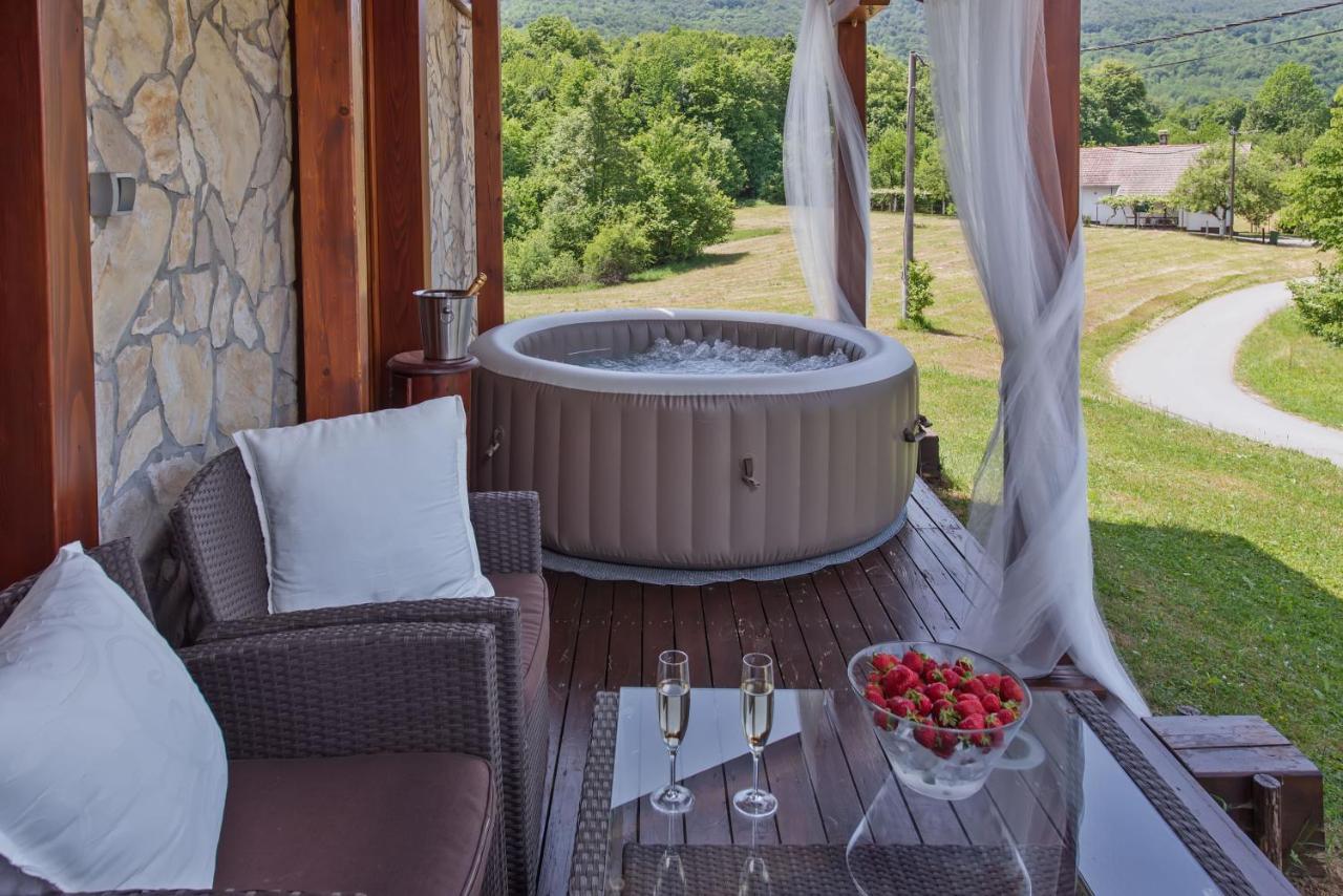 B&B Plitvice Lakes Villa Irene Seliste Dreznicko Eksteriør billede